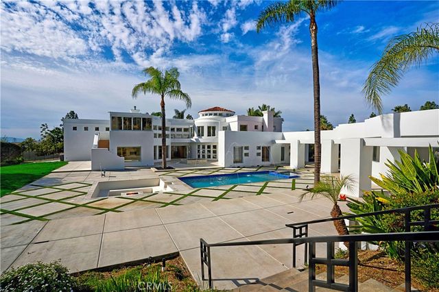 6910 SandTrack, Riverside, CA 92506