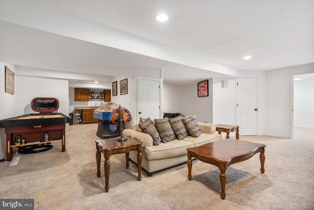 7200 CARACARA CT, Sykesville, MD 21784