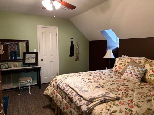 104 E Courtney Cove, Searcy, AR 72143