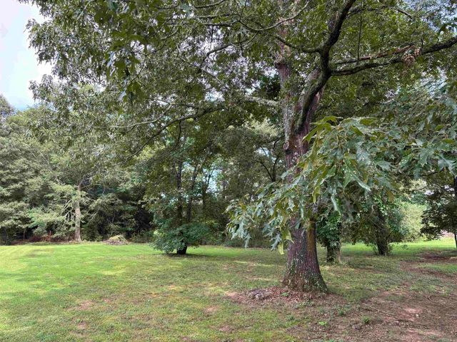 104 E Courtney Cove, Searcy, AR 72143