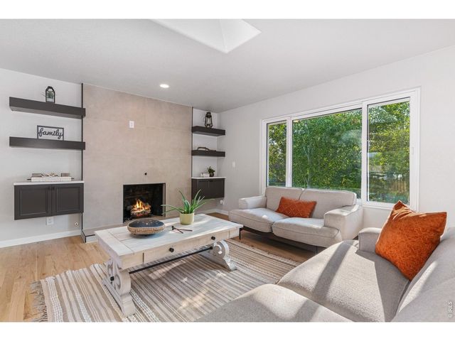 1115 Jennifer Dr, Loveland, CO 80537