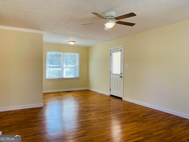 24 Camellia Drive, Newnan, GA 30263