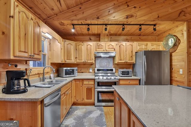 1175 Lickskillet Circle, Epworth, GA 30541