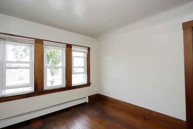 460 Chancery St, New Bedford, MA 02740