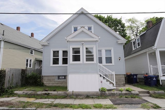 460 Chancery St, New Bedford, MA 02740