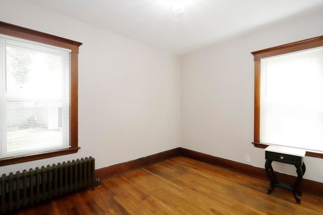 460 Chancery St, New Bedford, MA 02740