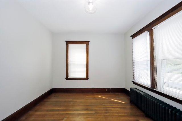 460 Chancery St, New Bedford, MA 02740