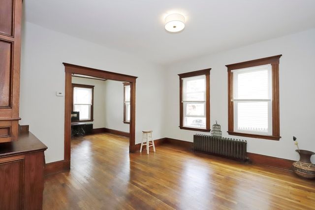 460 Chancery St, New Bedford, MA 02740
