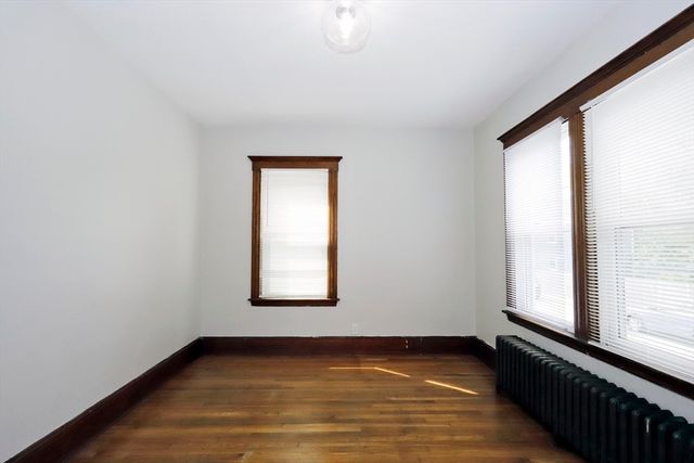 460 Chancery St, New Bedford, MA 02740