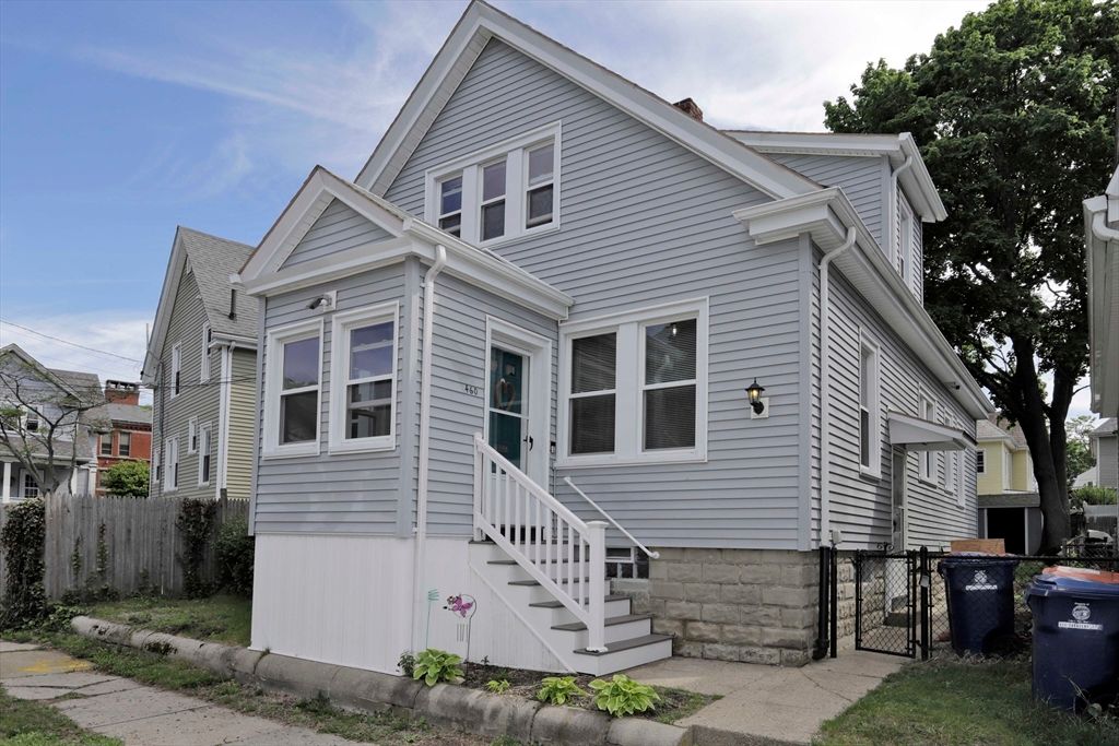 460 Chancery St, New Bedford, MA 02740