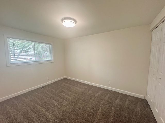 317 Hadleigh Road, Bolingbrook, IL 60440