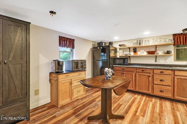 89 Crockett Circle, Crossville, TN 38572