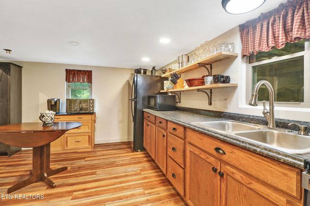 89 Crockett Circle, Crossville, TN 38572