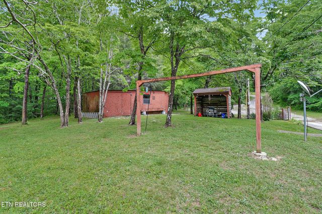89 Crockett Circle, Crossville, TN 38572