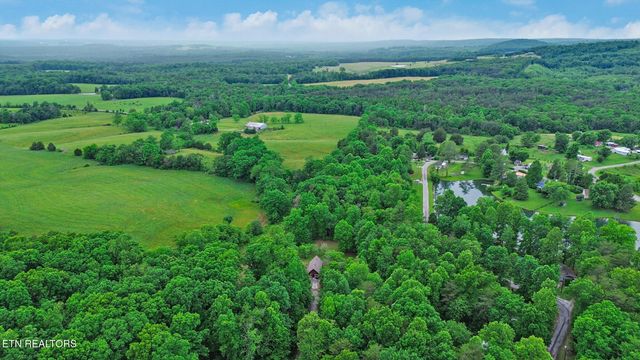 89 Crockett Circle, Crossville, TN 38572