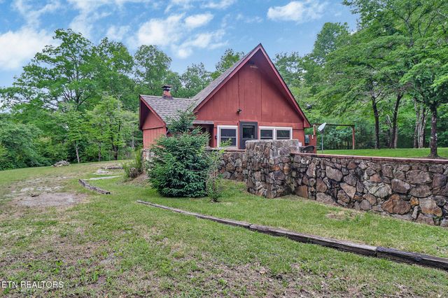 89 Crockett Circle, Crossville, TN 38572