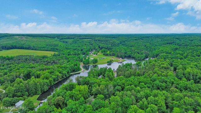 89 Crockett Circle, Crossville, TN 38572