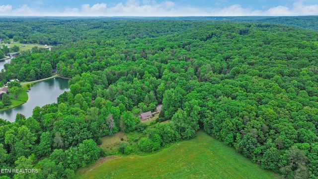 89 Crockett Circle, Crossville, TN 38572