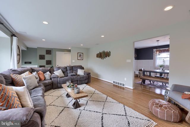 1731 RANDOLPH DR, York, PA 17403