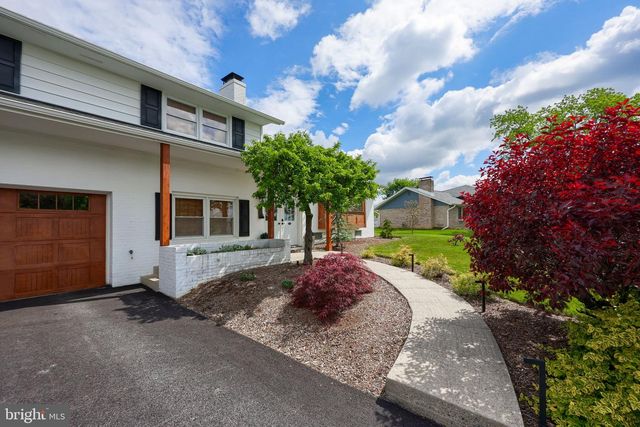 1731 RANDOLPH DR, York, PA 17403