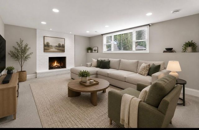 6616 Hillside Lane, Edina, MN 55439