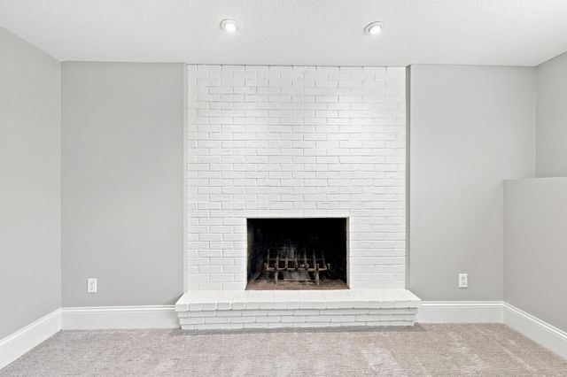 6616 Hillside Lane, Edina, MN 55439