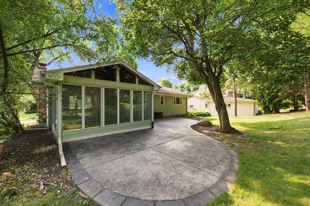 6616 Hillside Lane, Edina, MN 55439