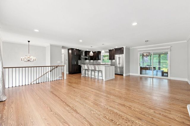6616 Hillside Lane, Edina, MN 55439