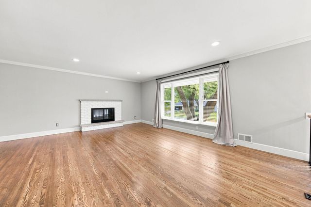 6616 Hillside Lane, Edina, MN 55439