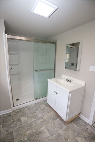 305 Chestnut St, Jeannette, PA 15644