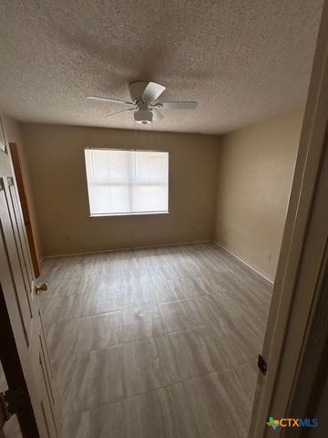 1813 Cedarhill Drive D, Killeen, TX 76543