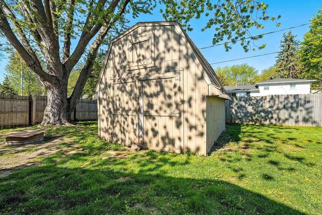 920 LEE AVENUE, De Pere, WI 54115