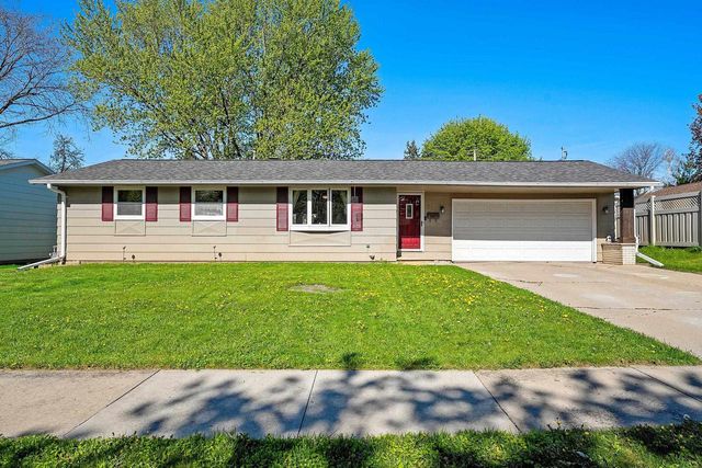 920 LEE AVENUE, De Pere, WI 54115