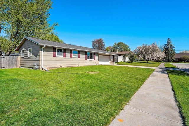 920 LEE AVENUE, De Pere, WI 54115