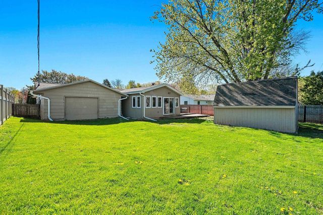 920 LEE AVENUE, De Pere, WI 54115