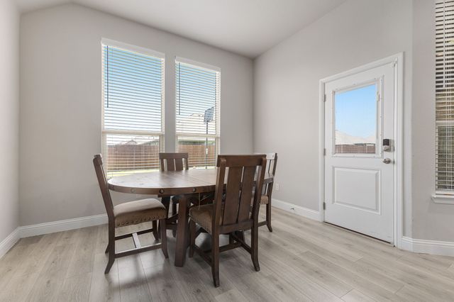 3711 Autumncrest Street, Grand Prairie, TX 76065