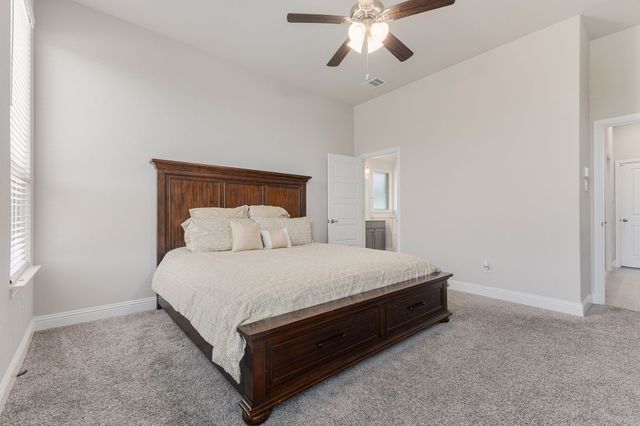 3711 Autumncrest Street, Grand Prairie, TX 76065