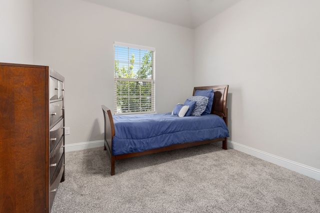 3711 Autumncrest Street, Grand Prairie, TX 76065