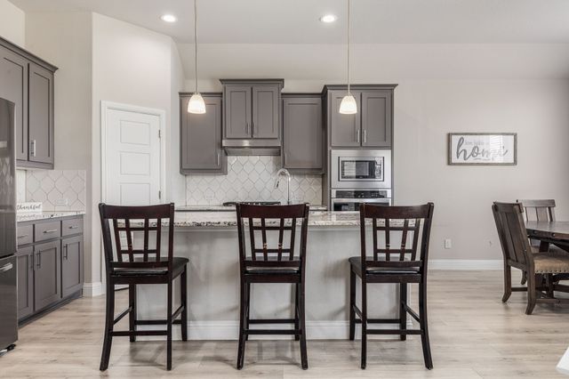 3711 Autumncrest Street, Grand Prairie, TX 76065