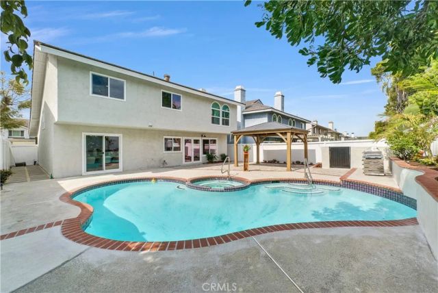 56 Monticello, Irvine, CA 92620
