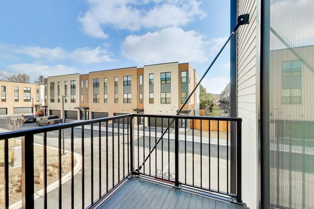 5424 Old Orchard Road, Skokie, IL 60077
