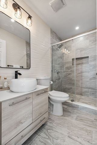 35 Arcadia St, Revere, MA 02151