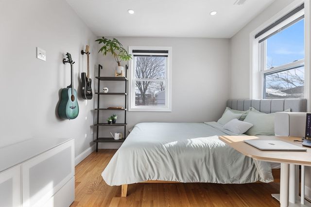 35 Arcadia St, Revere, MA 02151