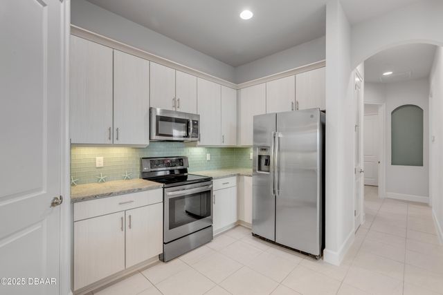 844 Pinewood Drive, Ormond Beach, FL 32174