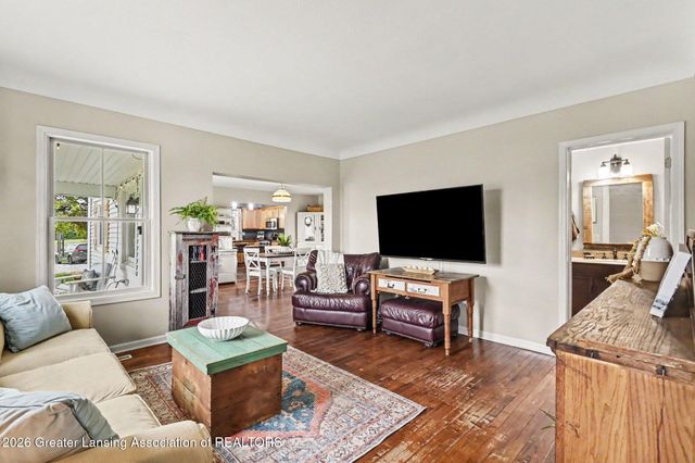 1191 W Dexter Trail, Mason, MI 48854