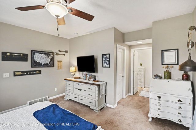 1191 W Dexter Trail, Mason, MI 48854