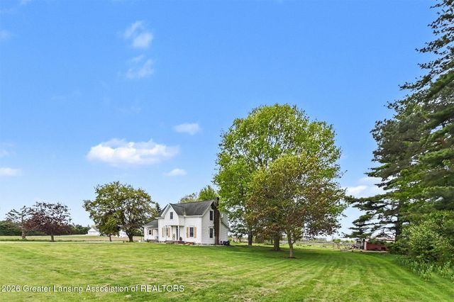 1191 W Dexter Trail, Mason, MI 48854