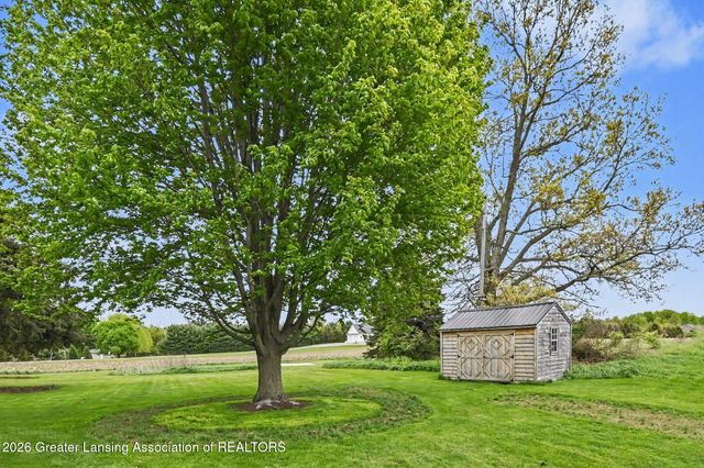 1191 W Dexter Trail, Mason, MI 48854