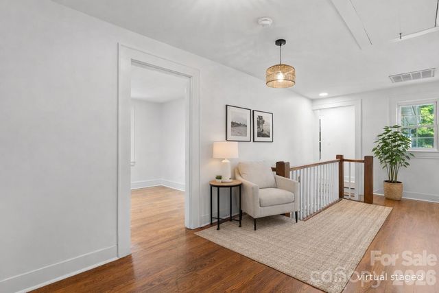 625 4th Street Drive NW, Hickory, NC 28601