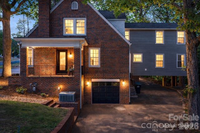 625 4th Street Drive NW, Hickory, NC 28601